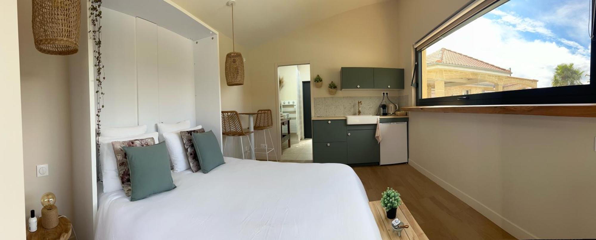 La Parenthese Hotel Auberives-sur-Vareze Luaran gambar